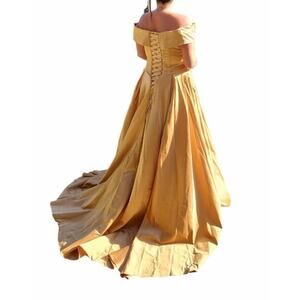 VNaix Women's 10 Gold Wedding Guest Off The Shoulder A-Line Slit Formal Dress